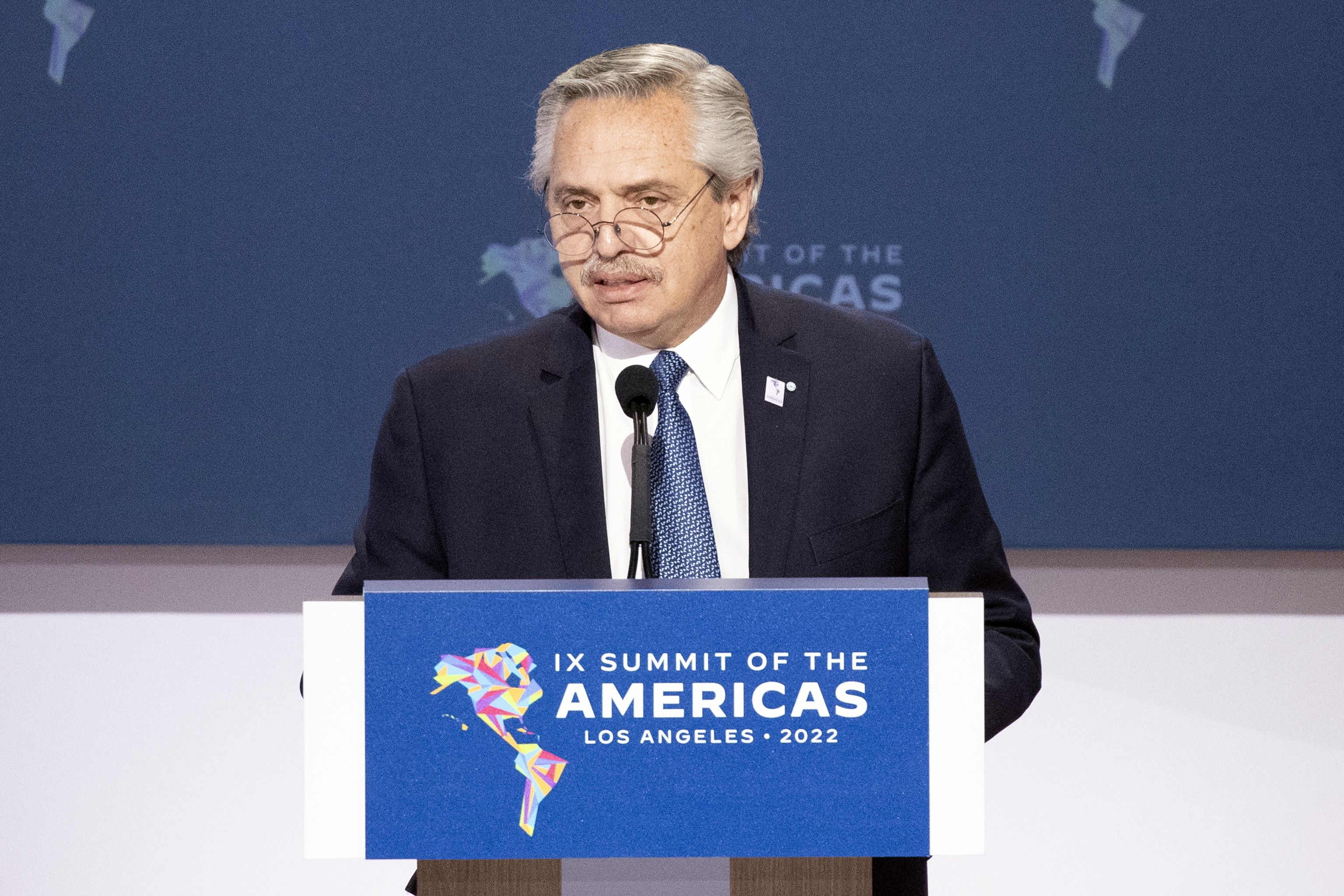 El presidente argentino, Alberto Fernández, interviene en la Cumbre de las Américas.
