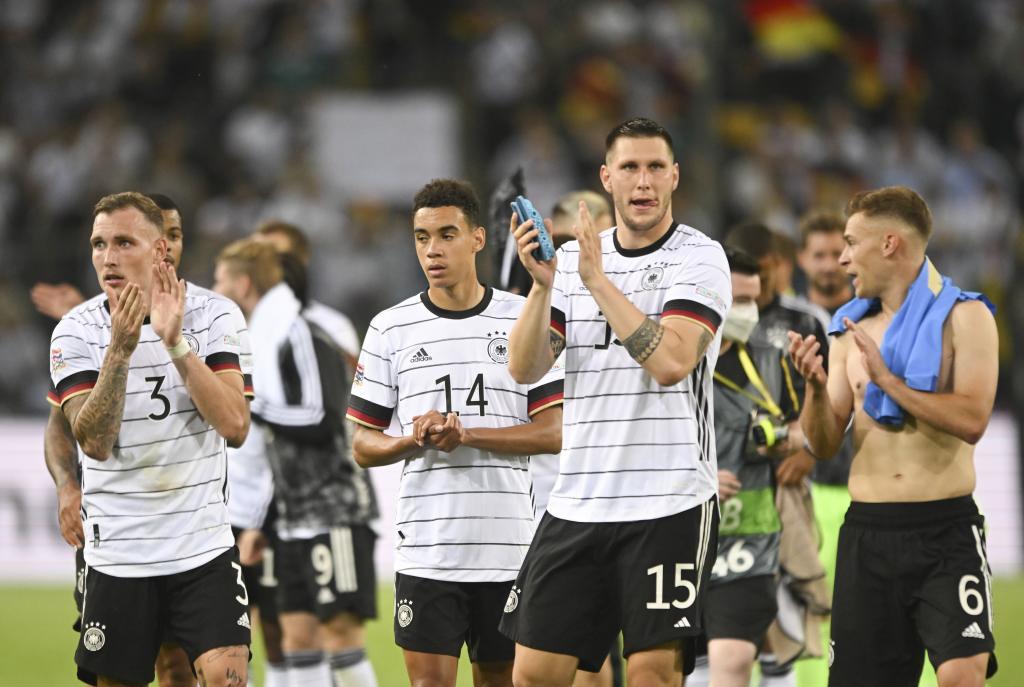 Jugadores alemanes celebran su triunfo ante Italia este martes.