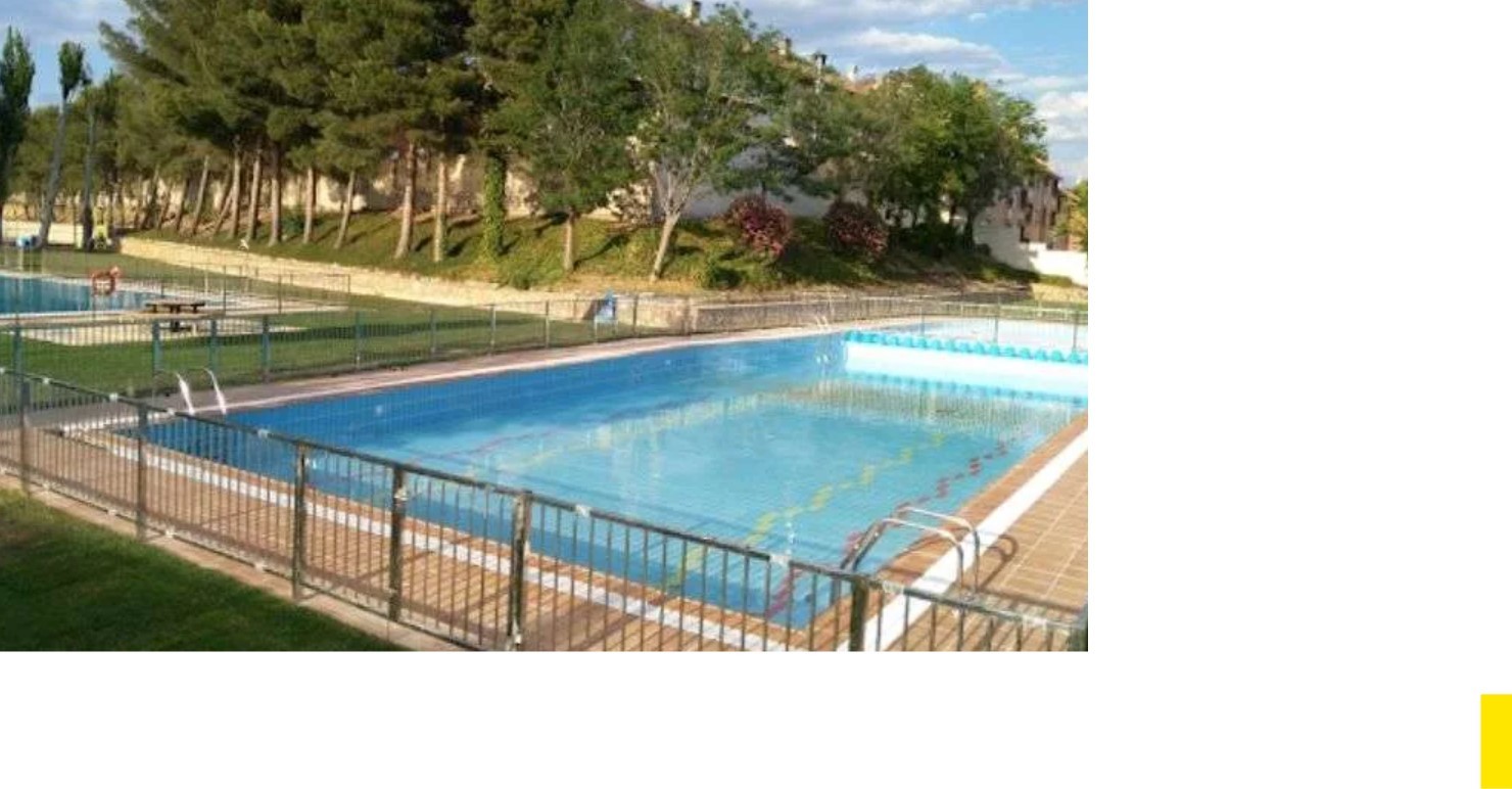 Las piscinas municipales del municipio de La Puebla de Alfindén (Zaragoza).