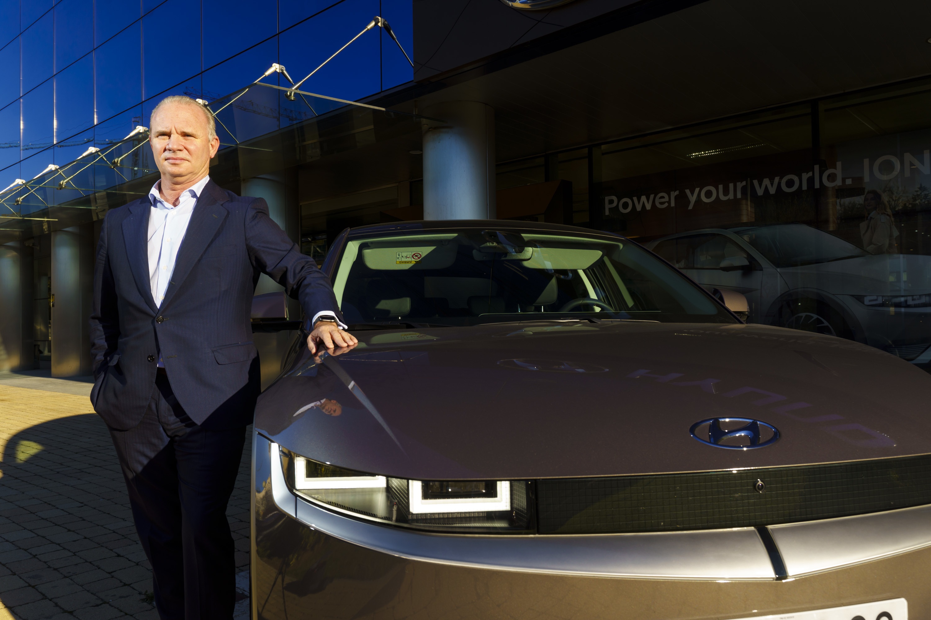 Hyundai: «La gasolina a dos euros beneficia al coche eléctrico»