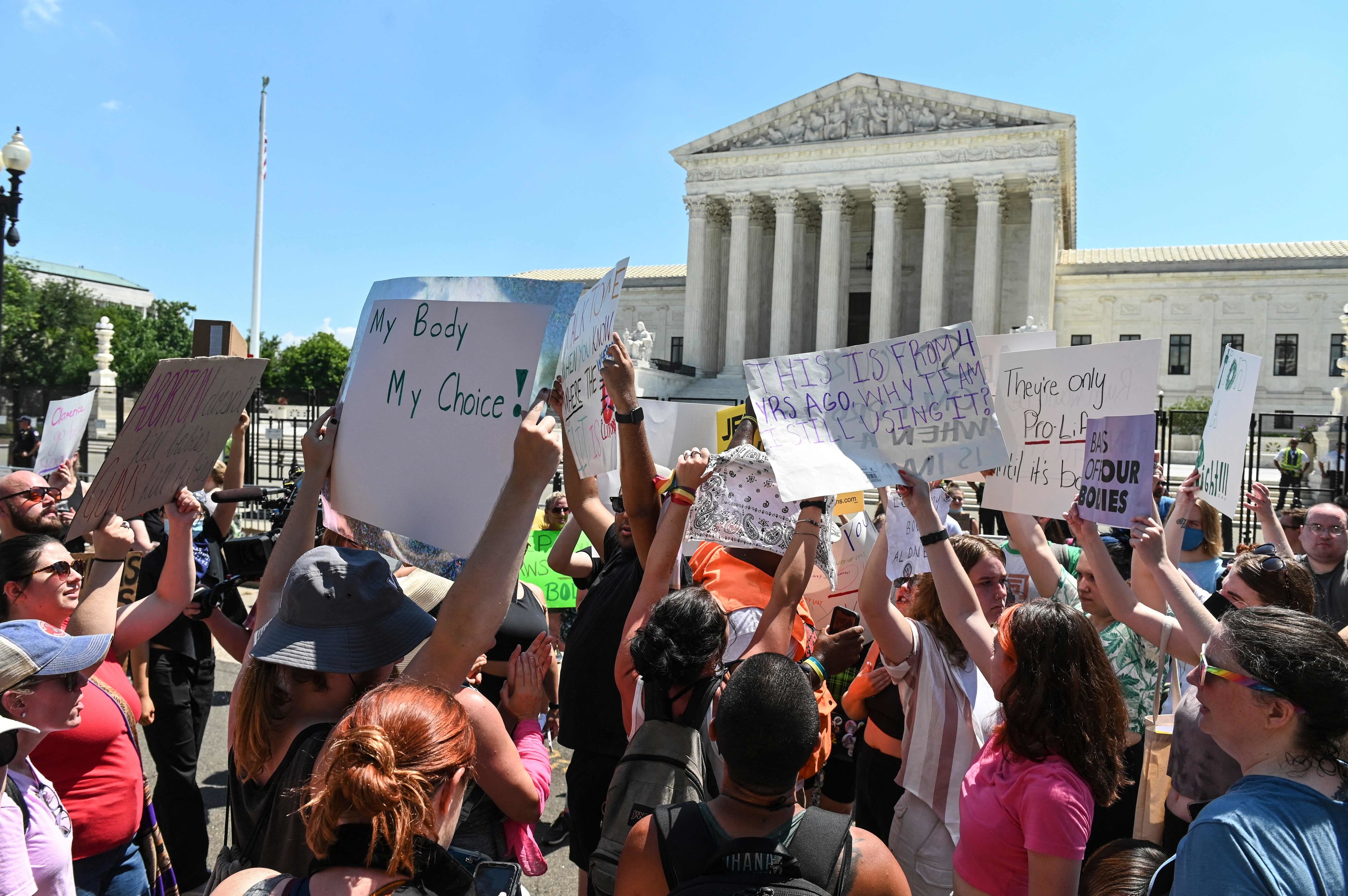 Manifestantes reunidos ante el Tribunal Supremo, en Washington.