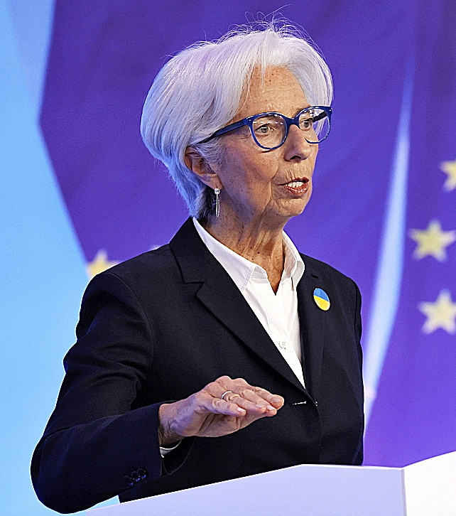 Lagarde eleva el tono y asegura que el BCE hará «todo lo que sea necesario» para bajar la inflación
