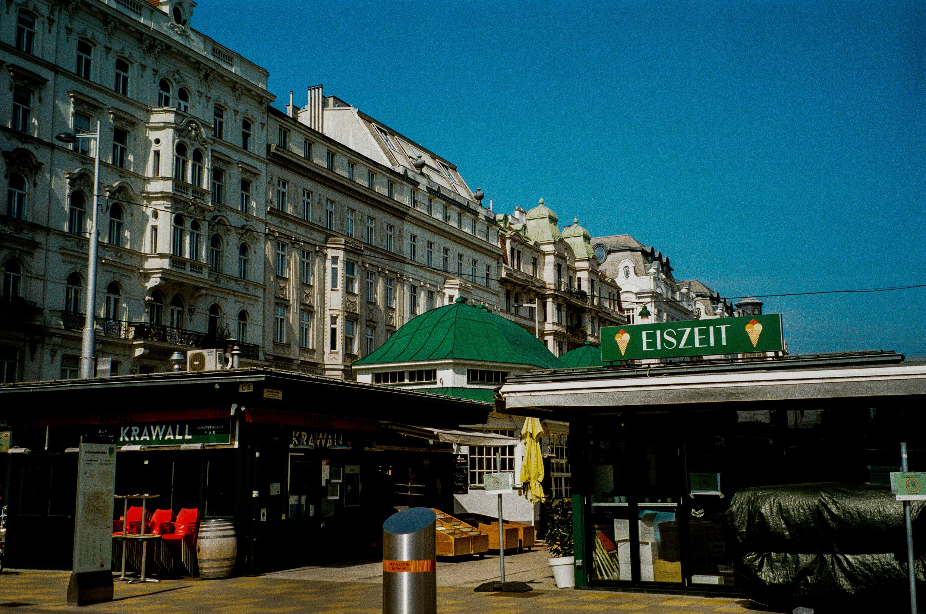 Exterior del Naschmarkt (Viena).