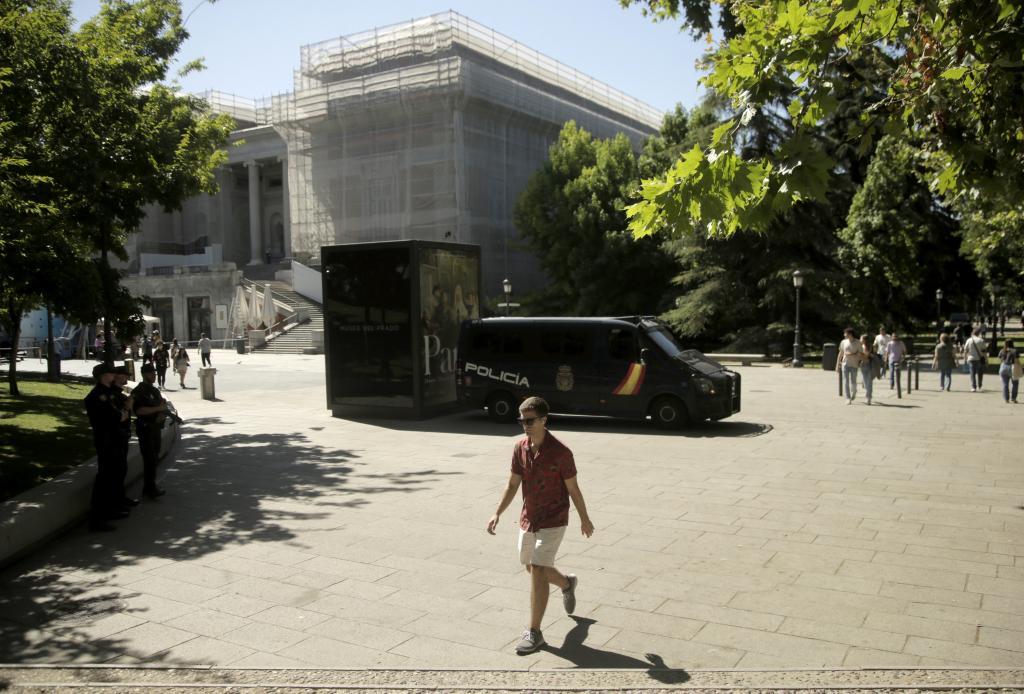 El Museo del Prado, cerrado.