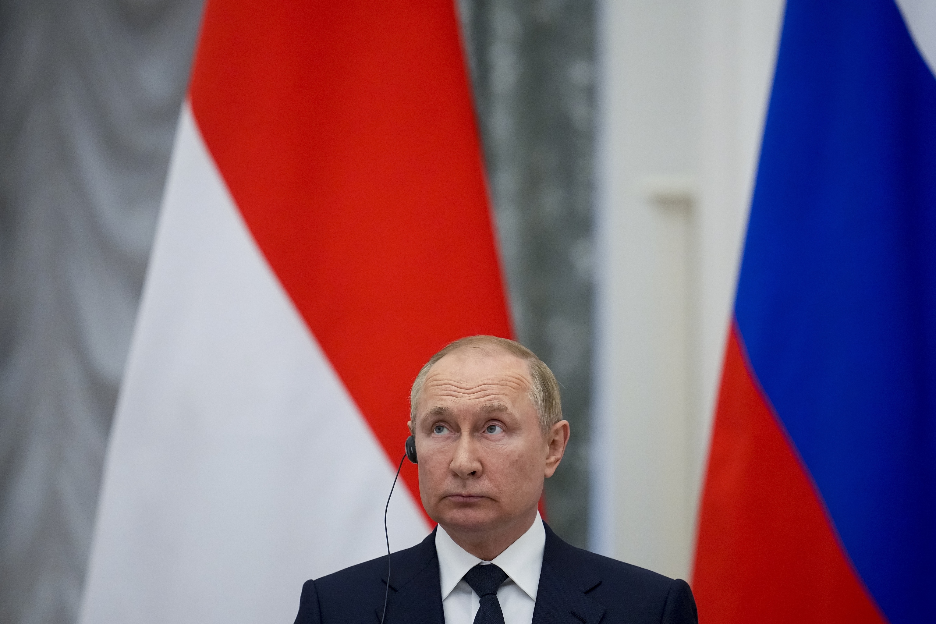 Vakulenko: «Si Putin quiere que Europa entre en crisis, reducirá a cero el suministro de gas»