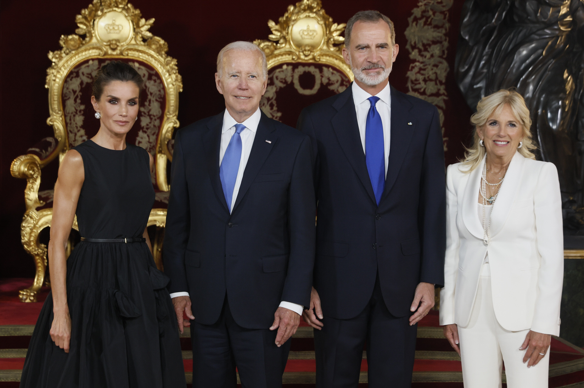 Los Reyes y los Biden en la cena en el Palacio Real de Madrid.