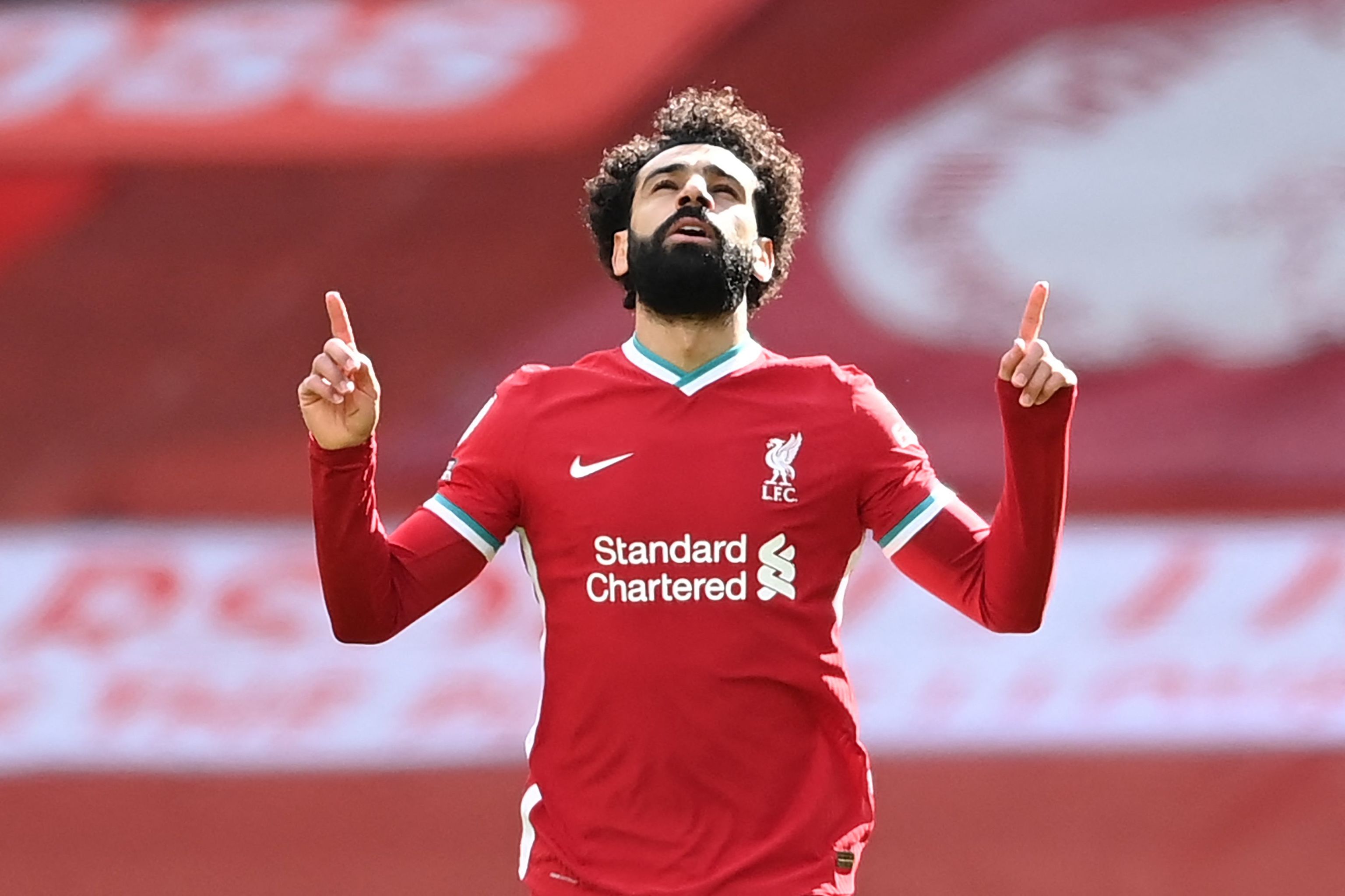 Salah, disputando un partido con el Liverpool.