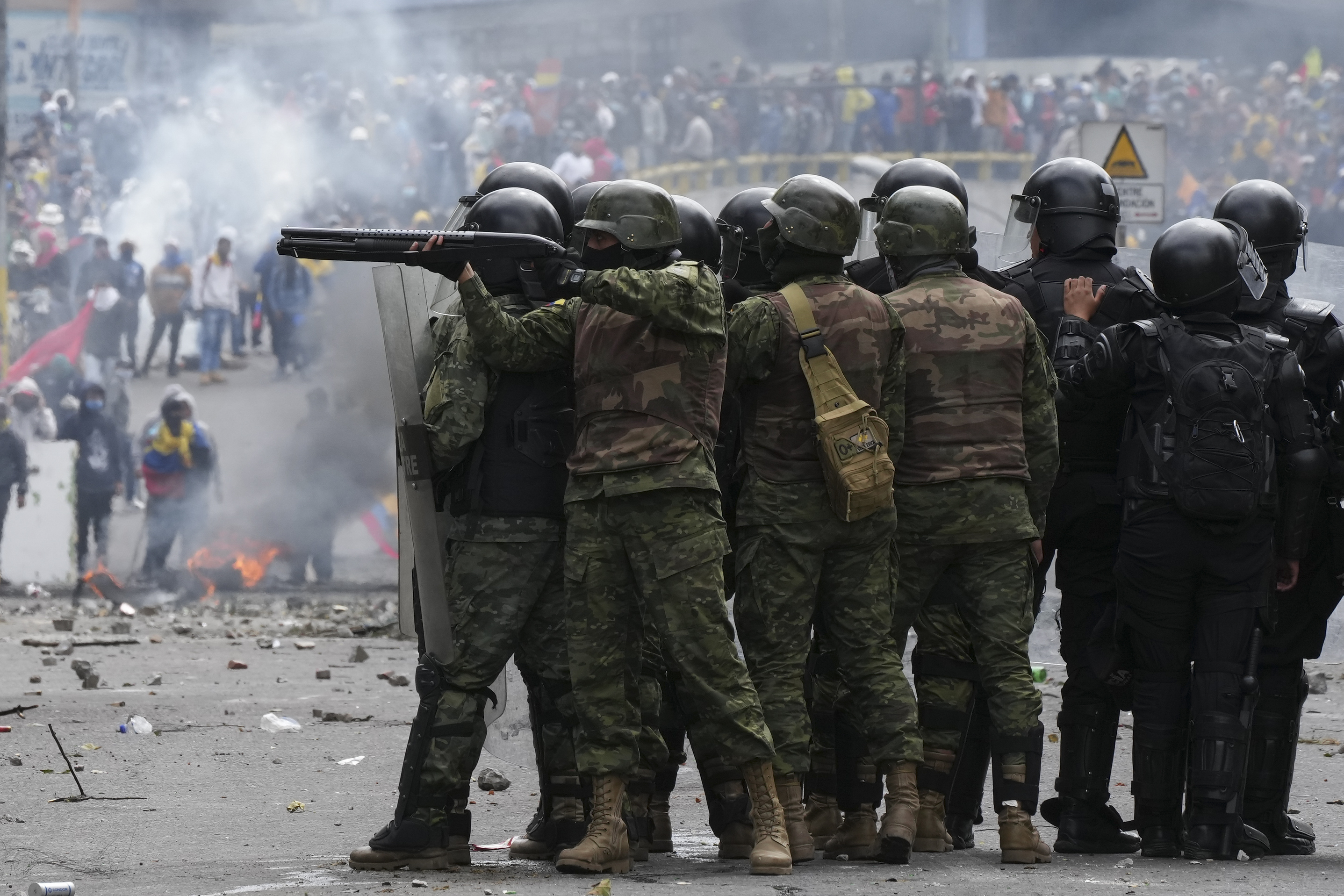 América Latina cambia a golpe de protesta pero las dictaduras se alzan inmunes
