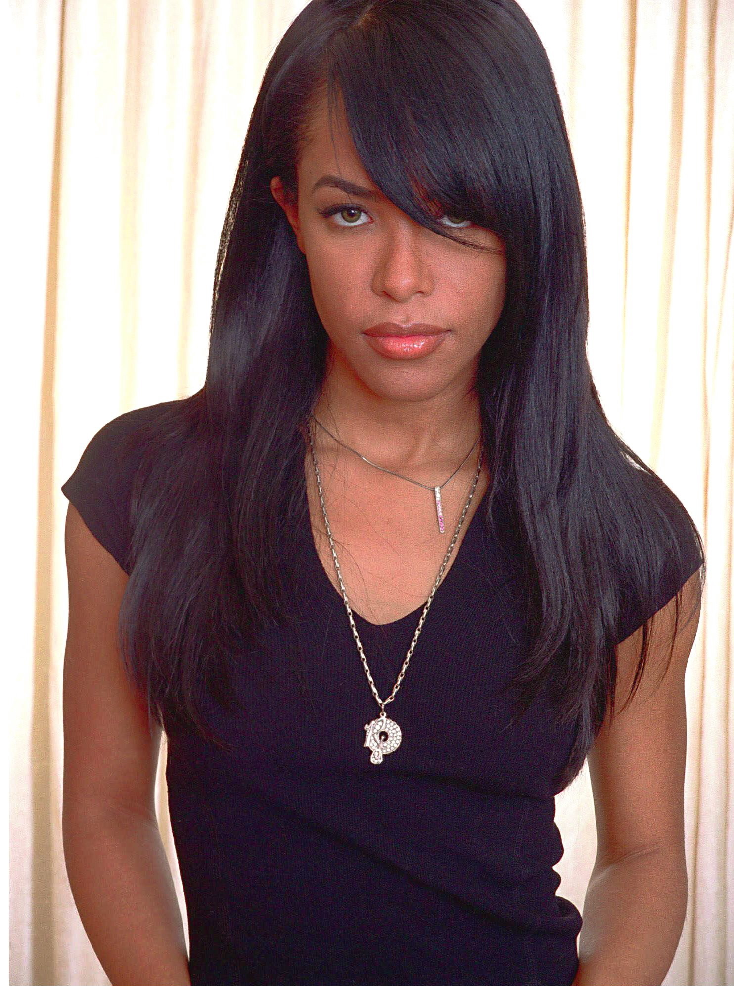 Aaliyah, cantante popular a finales de los 90, en 2001