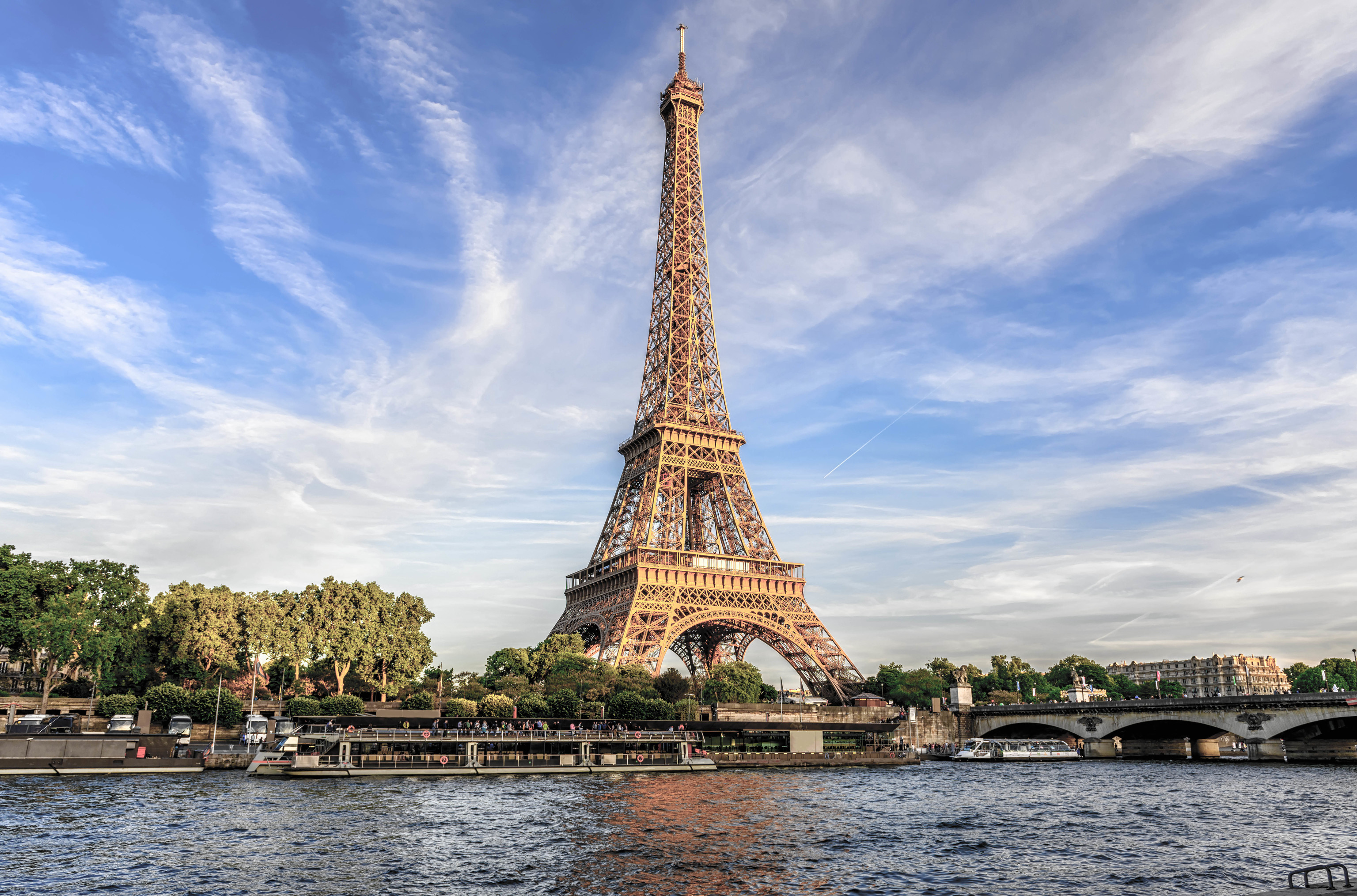 La Torre Eiffel se oxida: varios informes advierten de que necesita una reparación completa