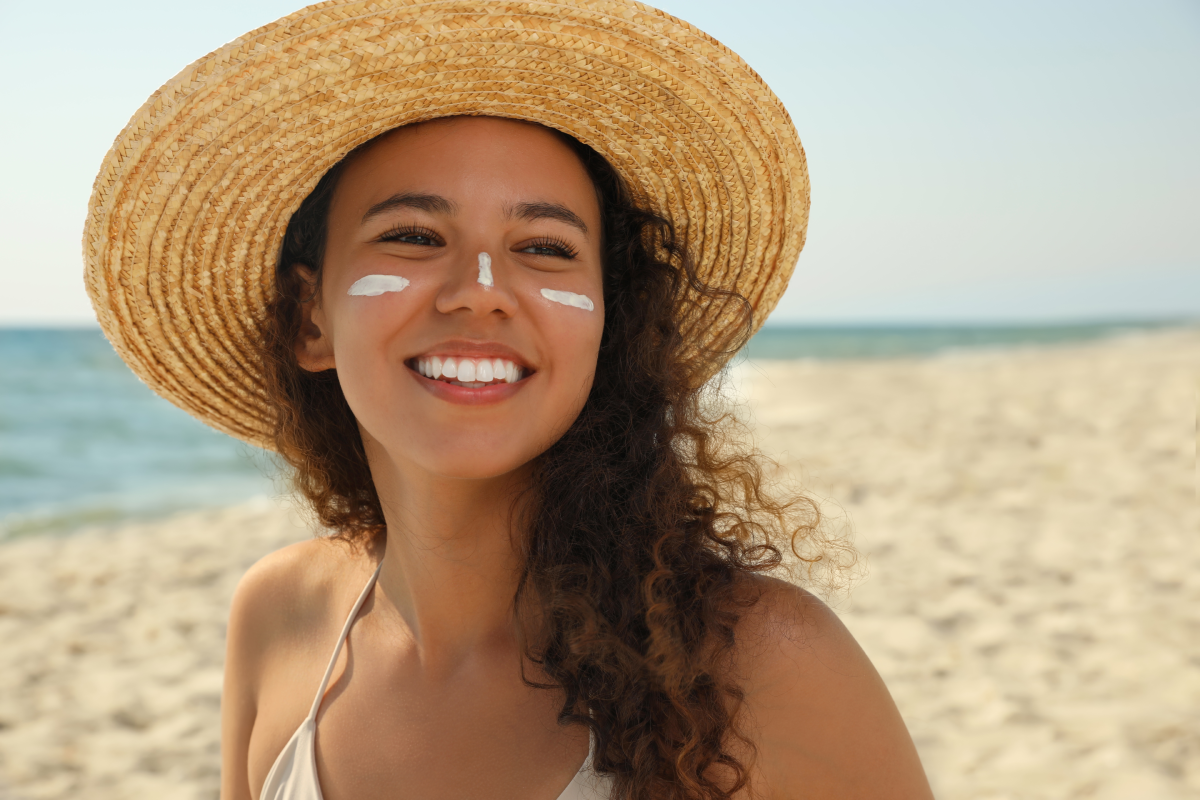 Las mejores cremas y brumas solares para proteger tu cara este verano (y siempre)