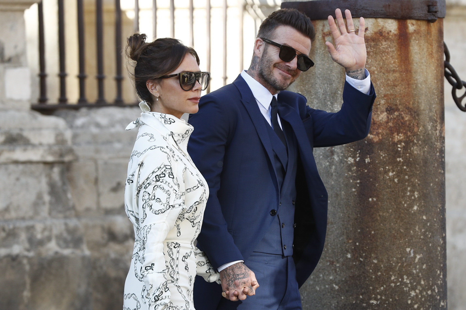 David y Victoria en la boda de Sergio Ramos con Pilar Rubio (2019)
