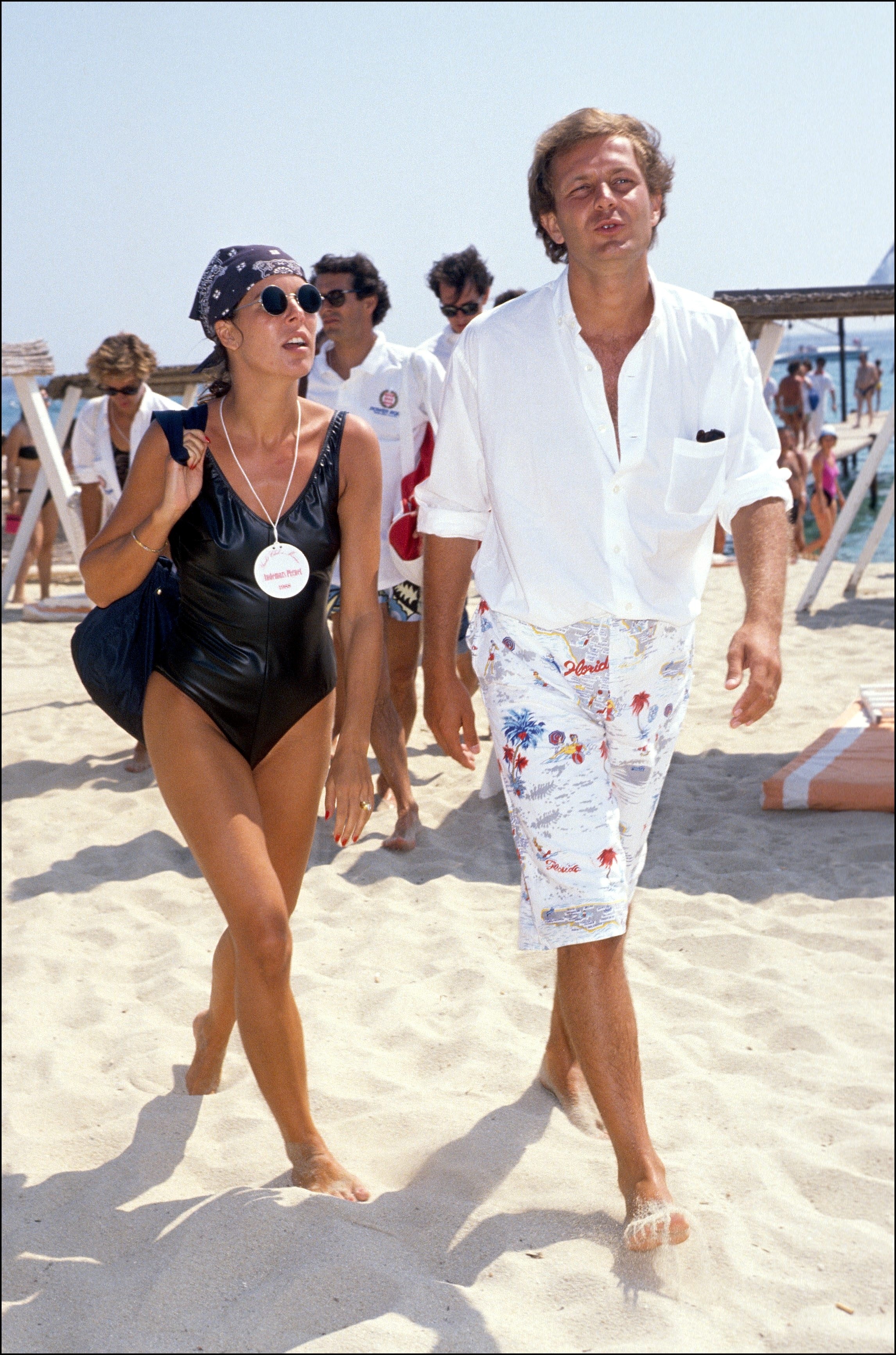 Carolina de Mnaco y Stefano Casiraghi en Saint-Tropez en 1988.