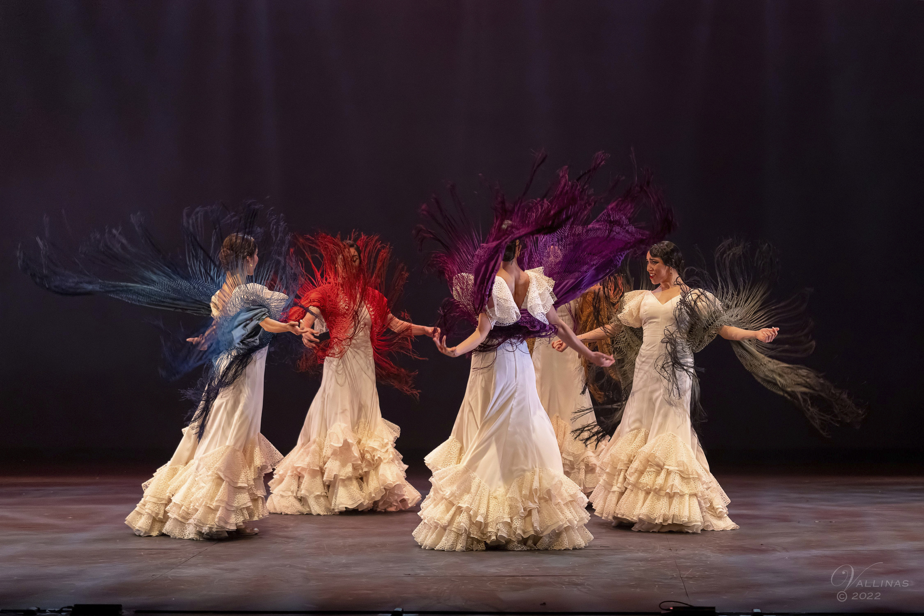 Bailarinas de la compañía de Antonio Najarro en 'Querencia'.