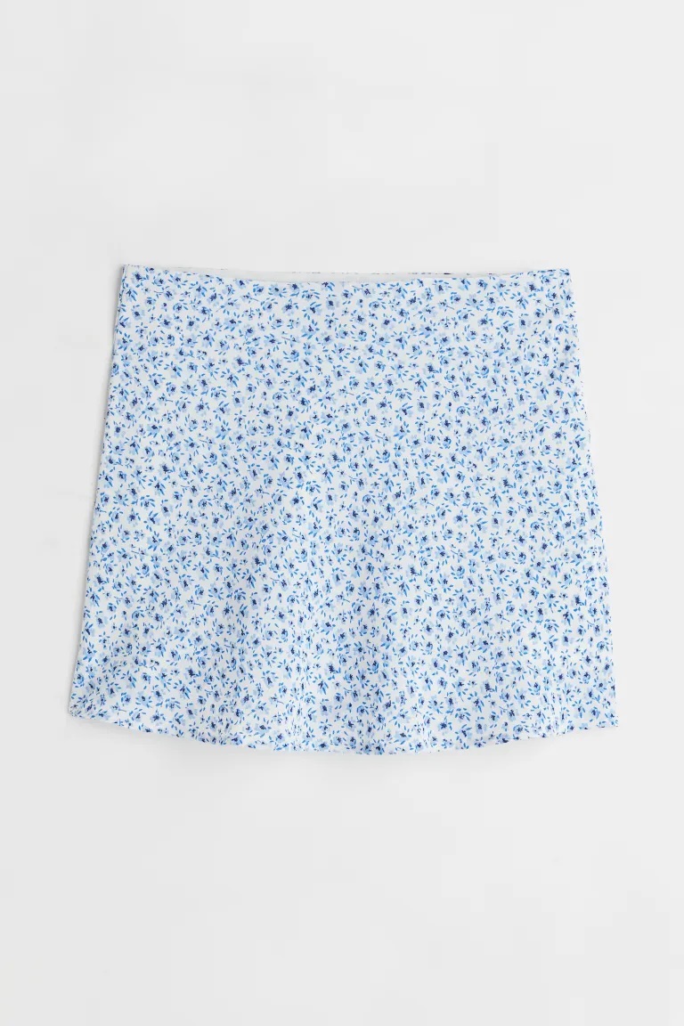 ALT: Minifalda de flores de H&M.