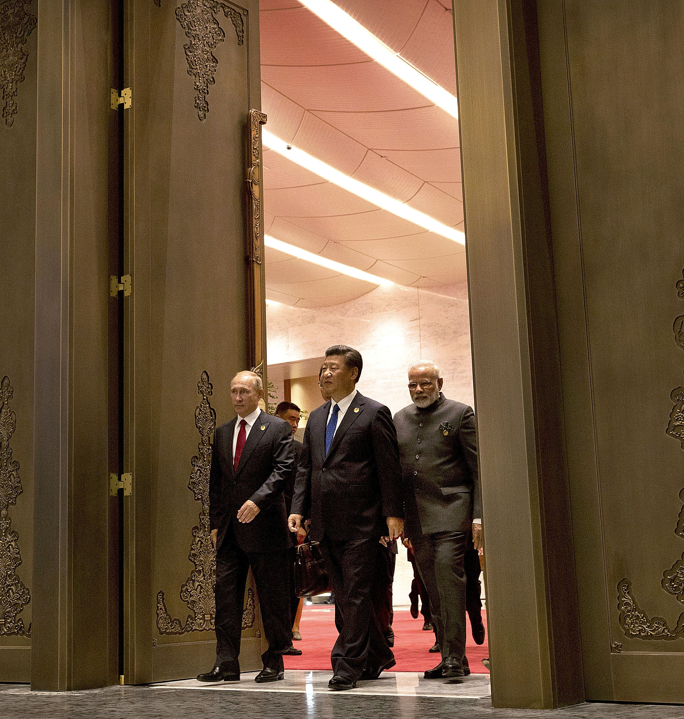 China e India se llenan de energa rusa: los gigantes asiticos socavan el plan de sanciones y aislamiento