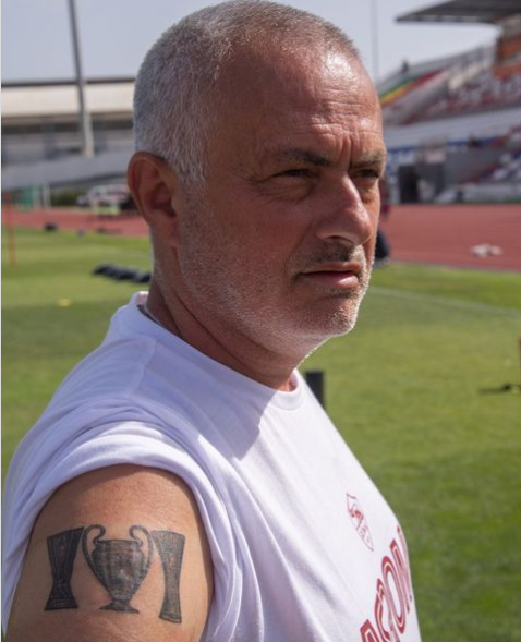 Mourinho se hace un tatuaje que solo en l tiene sentido