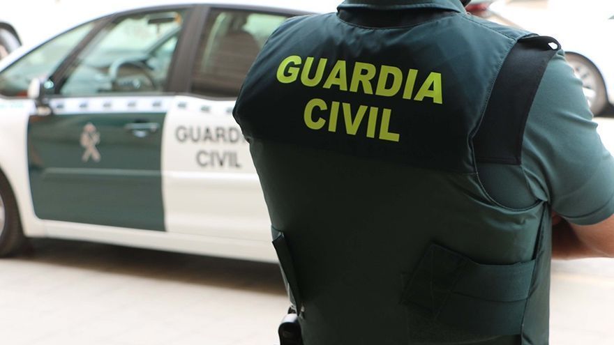 Investigan la muerte de una mujer localizada semidesnuda y ensangrentada en un pueblo de Ourense