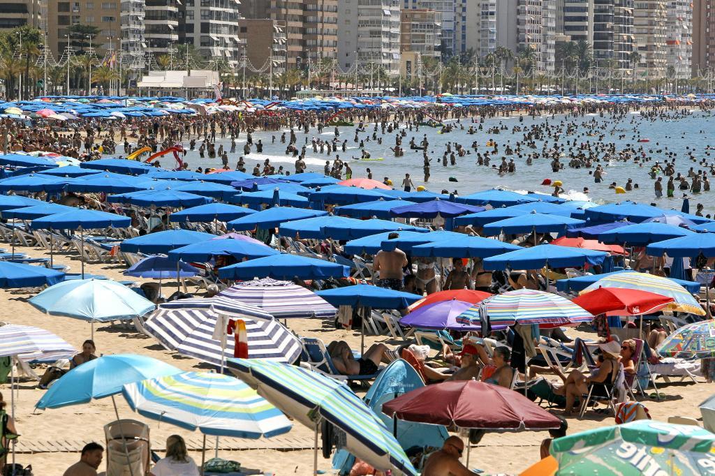 La Generalitat esgrime un estudio contra su propia tasa turística cuya recaudación cifra en solo 53 millones