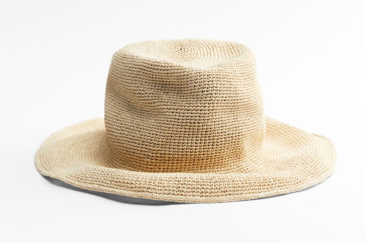 ALT: Sombrero de Zara de croch.