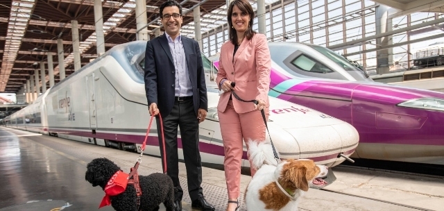 Renfe har una prueba piloto para permitir viajar con perros grandes.