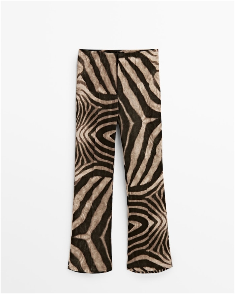 ALT: Pantaln de lino con estampado de cebra de Massimo Dutti