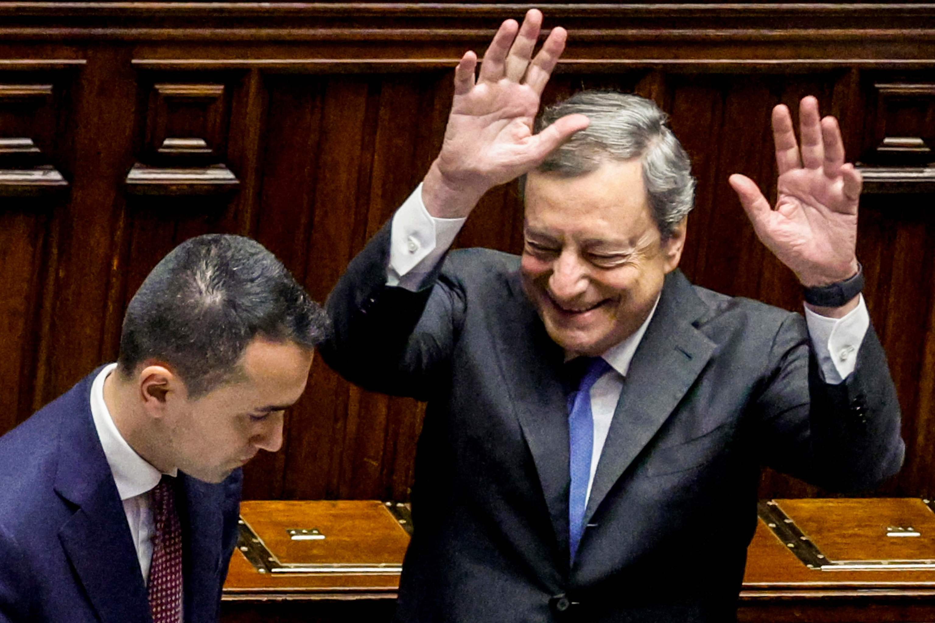 El 'premier' Mario Draghi, ayer, tras dimitir.