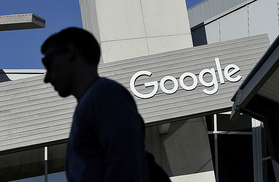 Las grandes tecnológicas pisan el freno: Google, Meta y Apple detienen las contrataciones de nuevos trabajadores