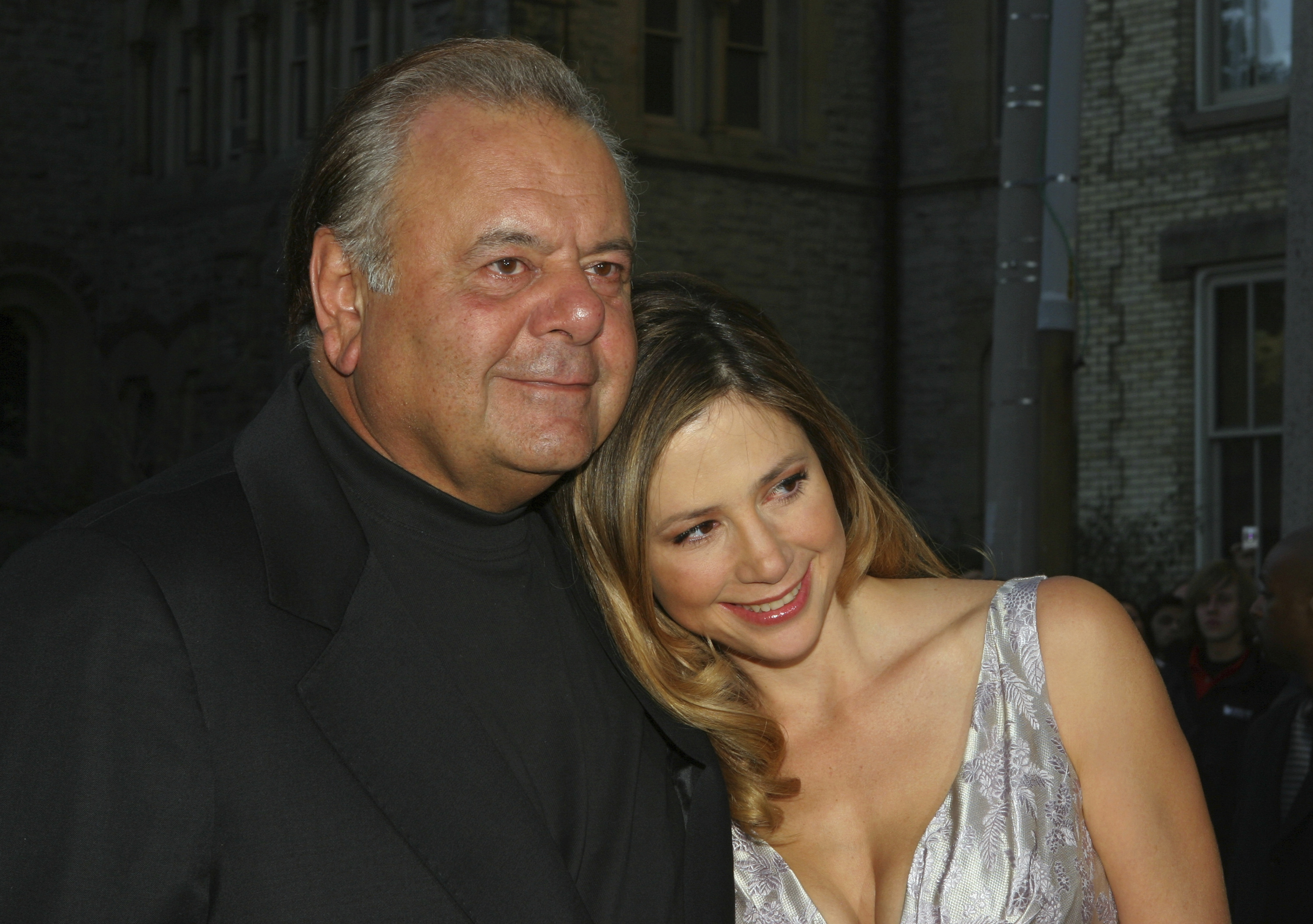 Paul Sorvino, con su hija Mira.
