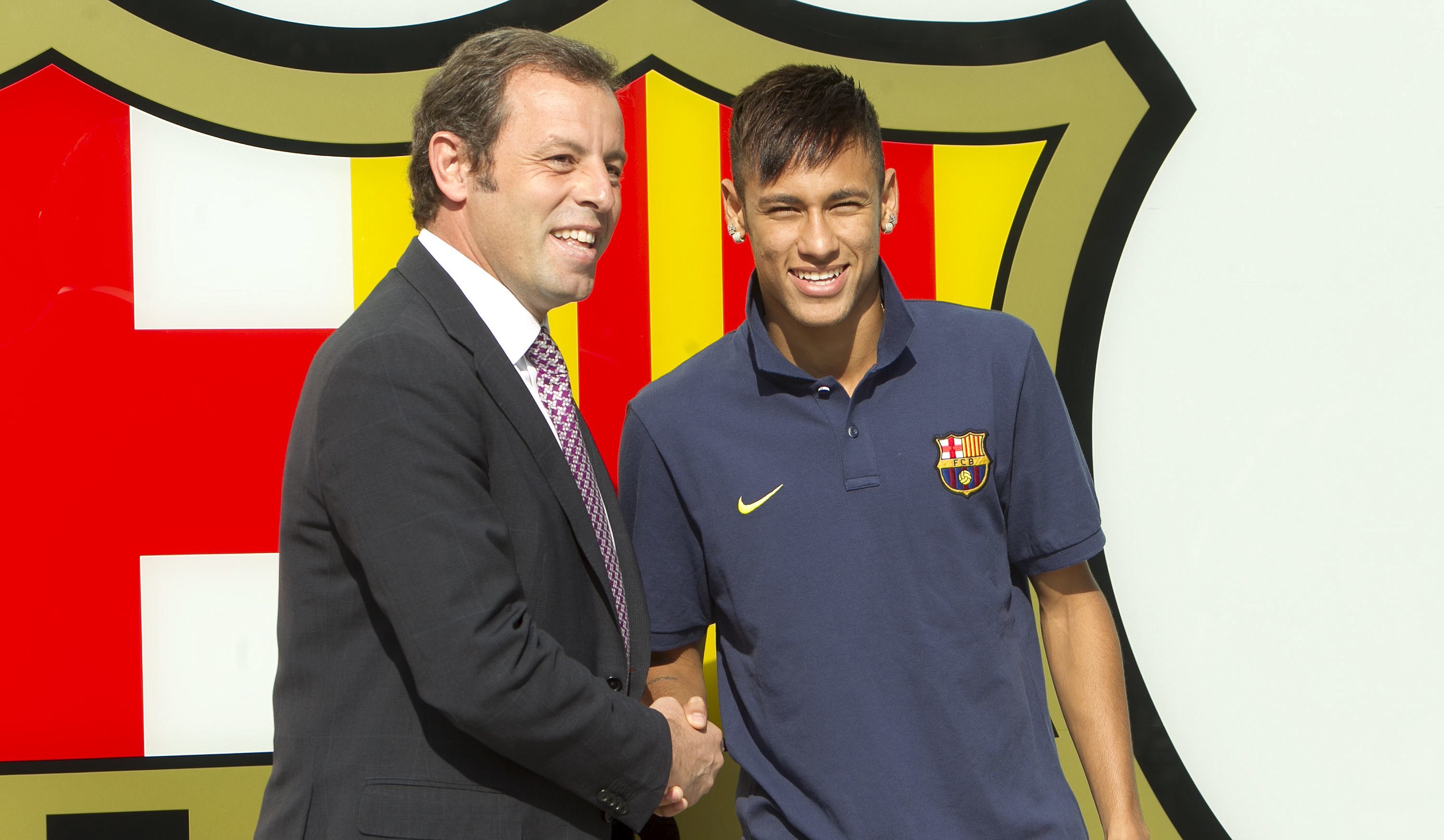 Rosell y Neymar el da de su presentacin con el Barcelona en 2013.