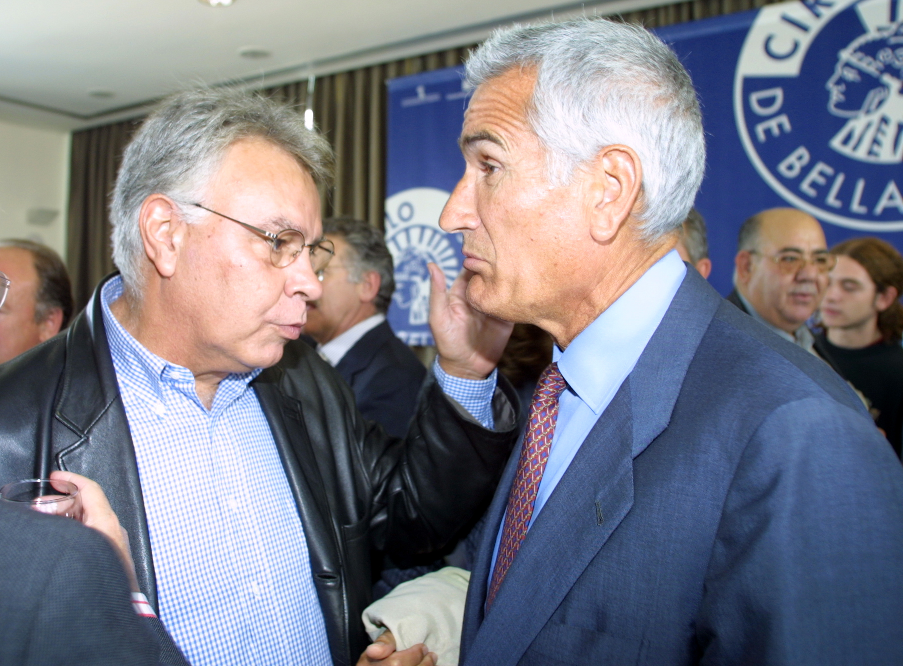 El ex presidente del Gobierno Felipe Gonzlez y Rafael Vera.