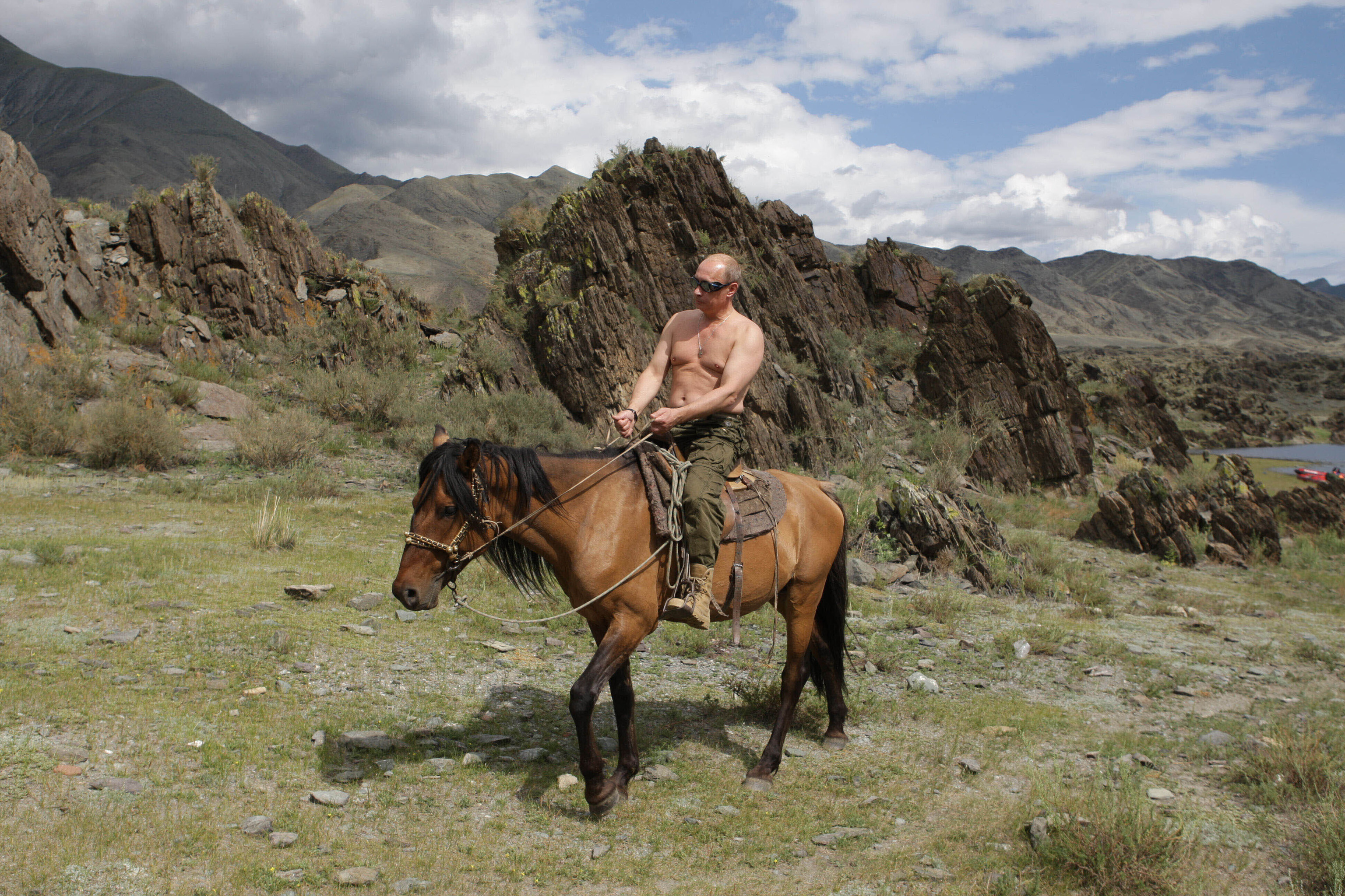 Vladimir Putin, montando a caballo en 2009 en la regin de Tuva, en Rusia.