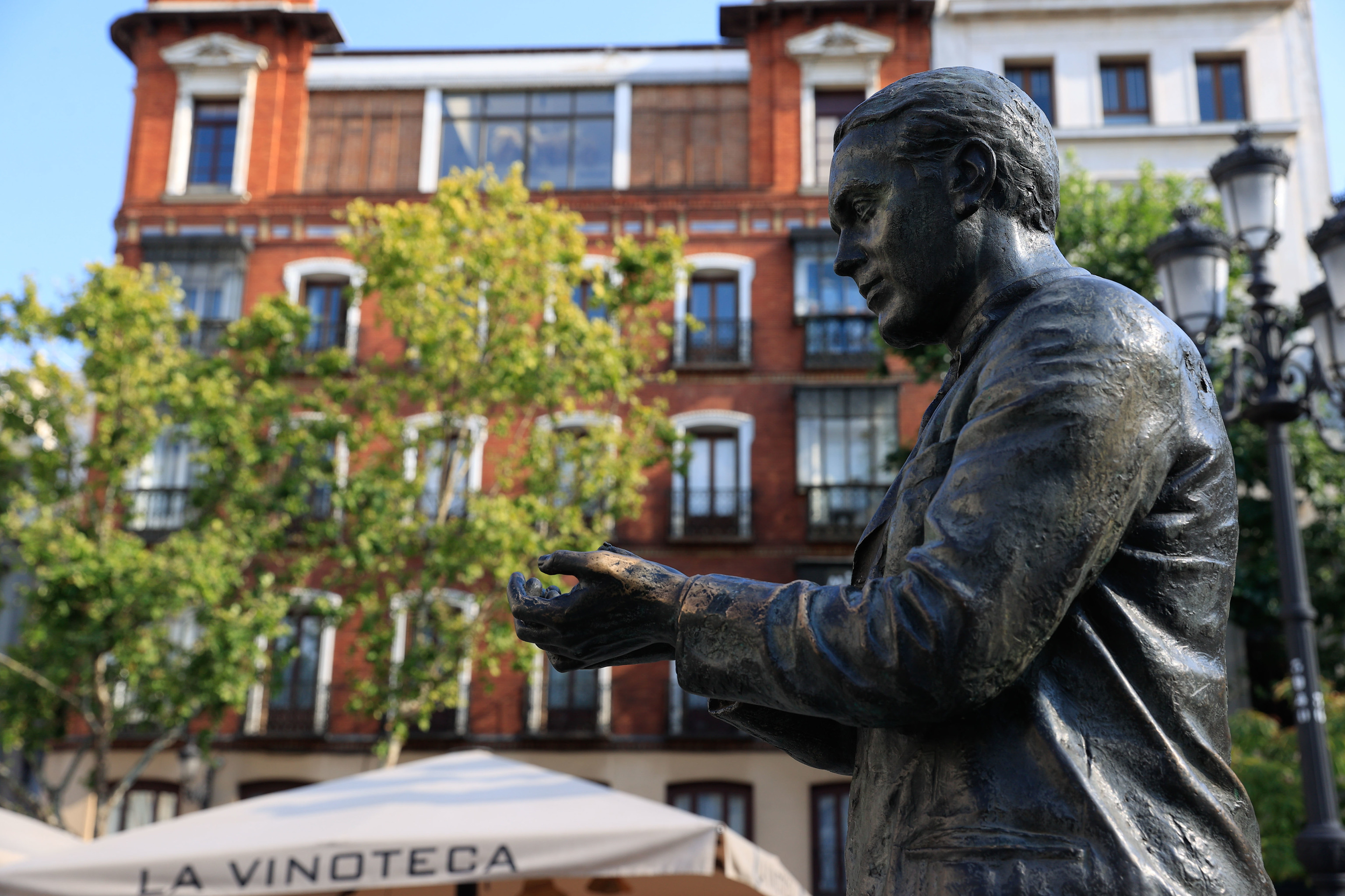 La estatua de Garca Lorca vandalizada en Madrid