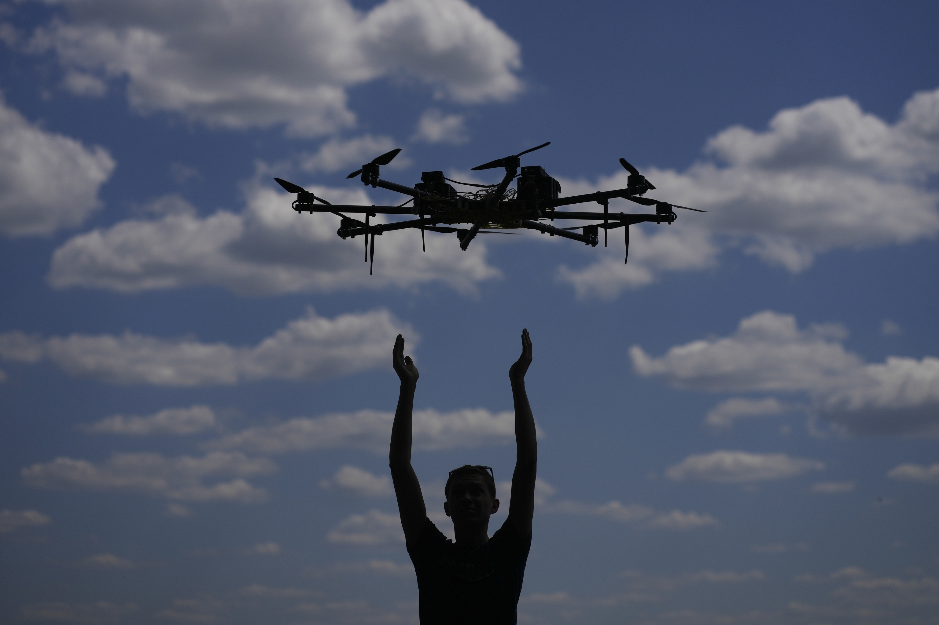 Ucrania crea el «valle de los drones» con Polonia y EEUU: un laboratorio de innovación para la guerra moderna