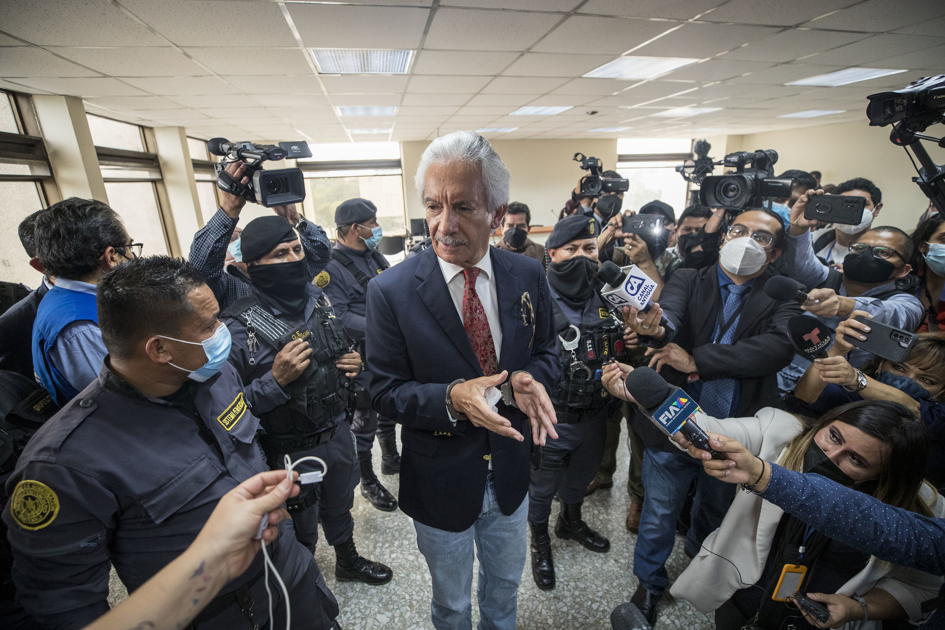 Retrasan la audiencia en los tribunales de José Rubén Zamora, presidente de ‘El Periódico’ de Guatemala