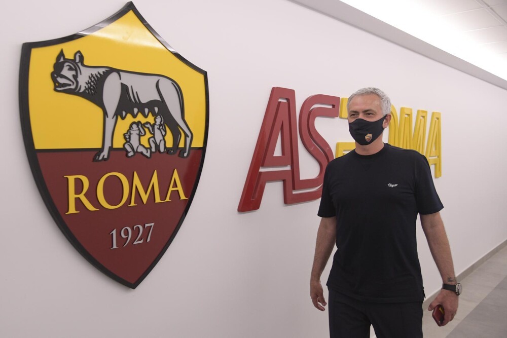 José Mourinho, técnico de la Roma