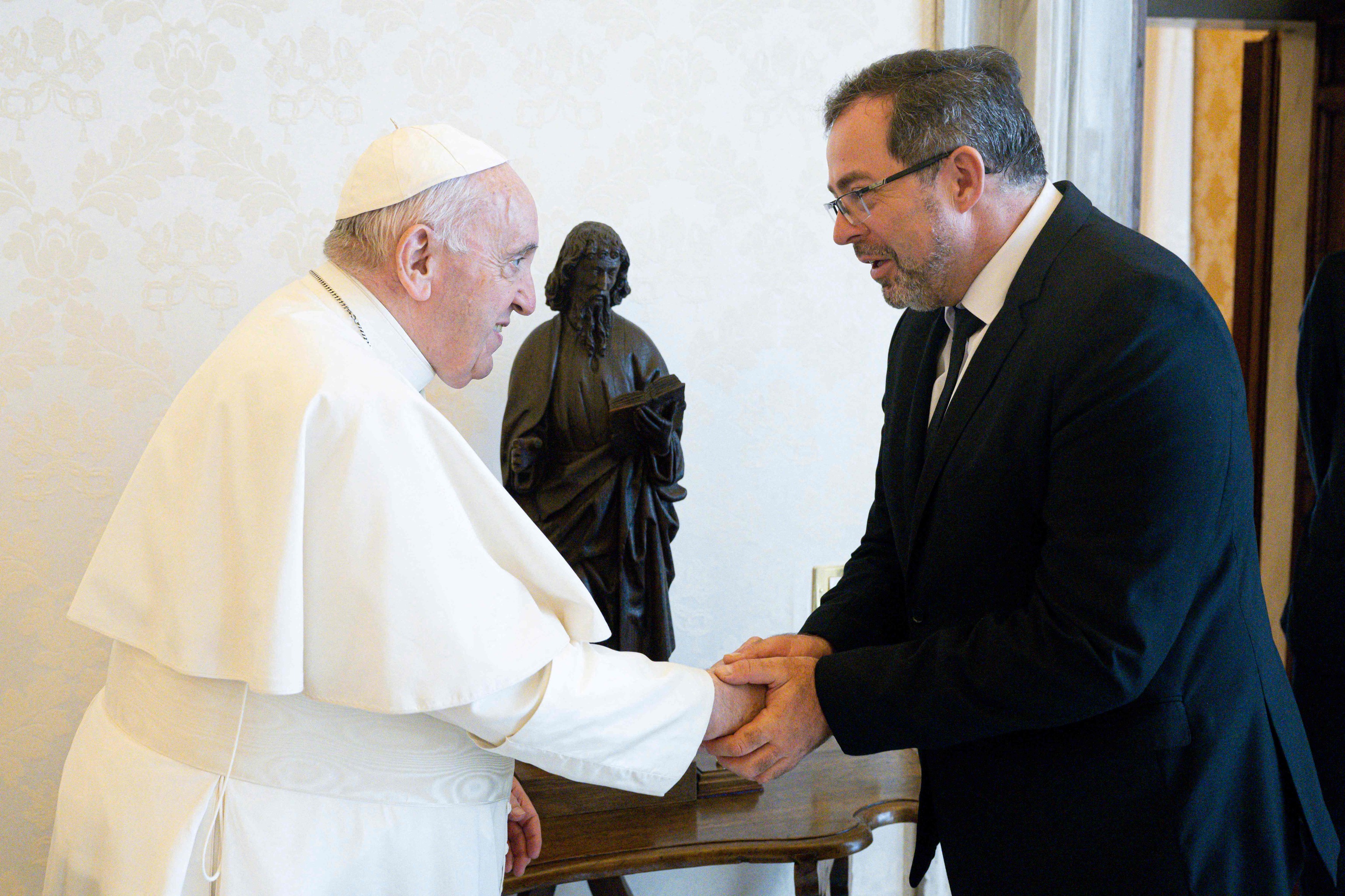 El Papa recibe al embajador de Ucrania ante la Santa Sede