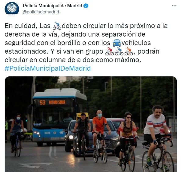 Polmica en redes por un tuit de la Polica Municipal sobre los ciclistas: "Contradice la Ordenanza de Movilidad Sostenible"