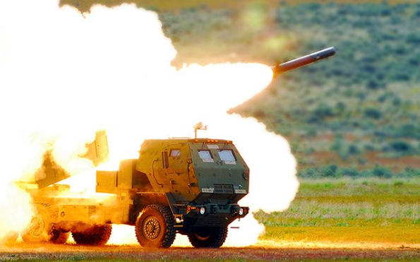 EEUU enviará más armas a Ucrania: otros 1.000 millones en proyectiles HIMARS de largo alcance, antitanque y misiles aire-tierra
