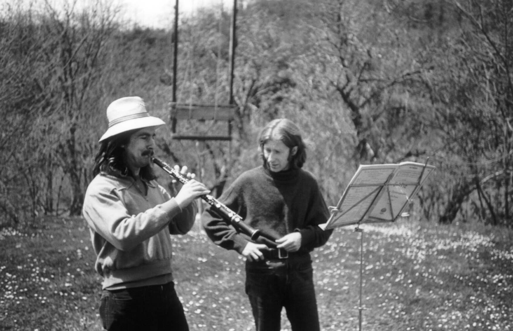 Albert Boadella, junto a otro 'Joglars', en 1974.