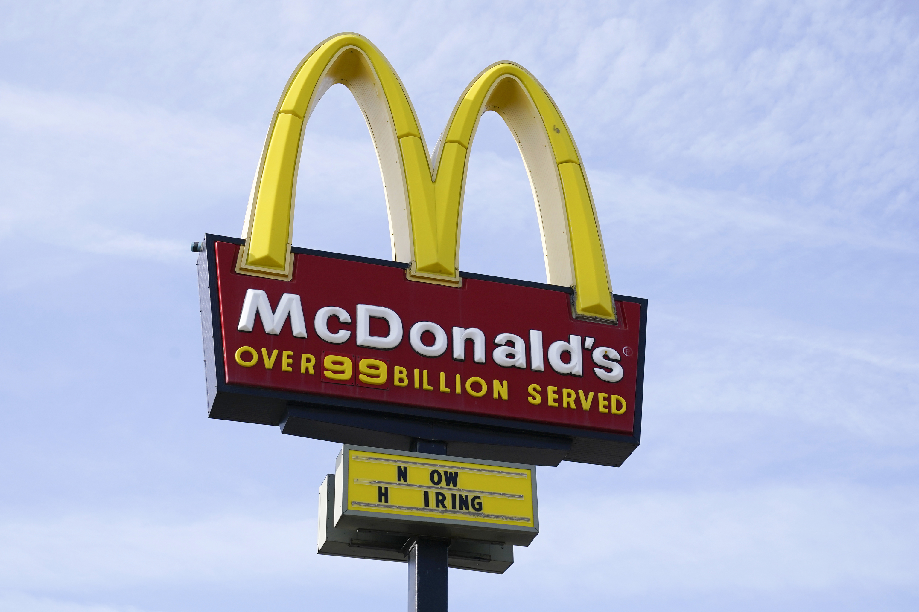 McDonald’s reabrirá sus restaurantes en Ucrania