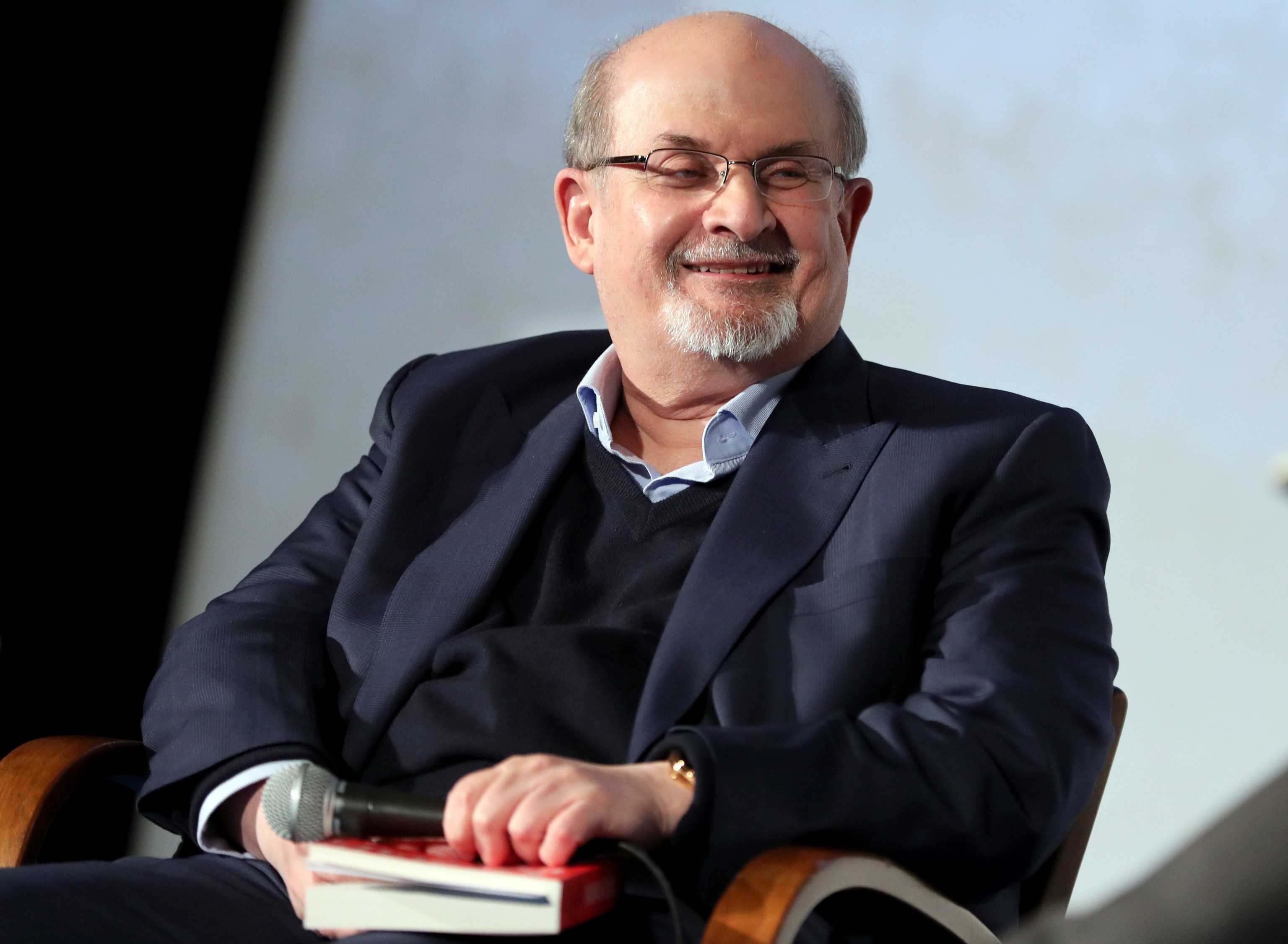 Salman Rushdie durante un evento en Berlín