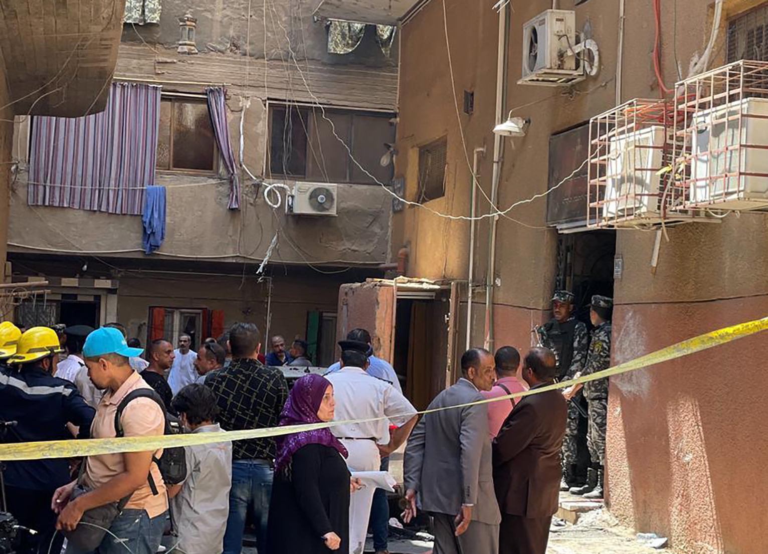 Al menos 41 muertos y 14 heridos en un incendio en una iglesia copta de El  Cairo | Internacional