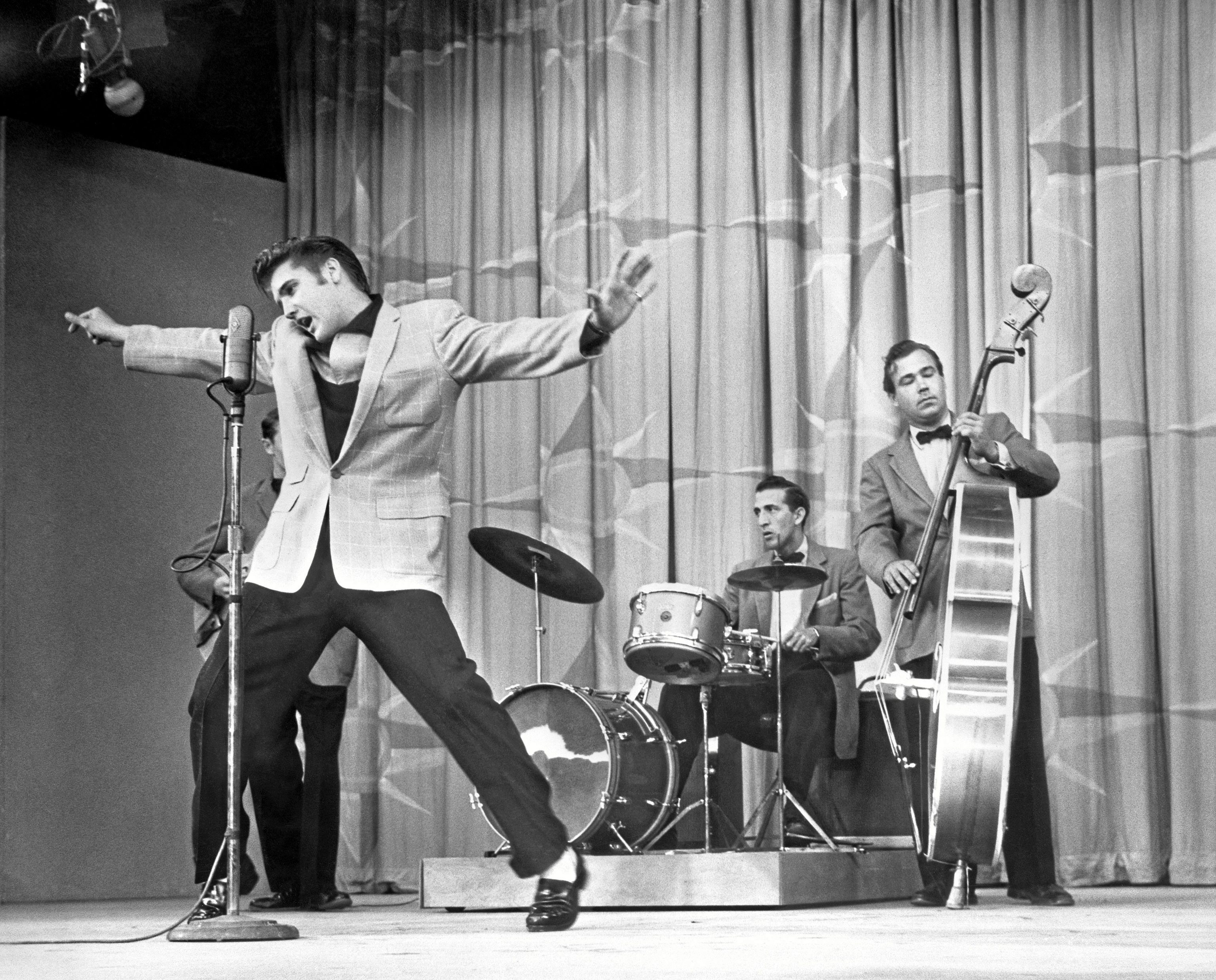 Elvis y su banda, en 1950.