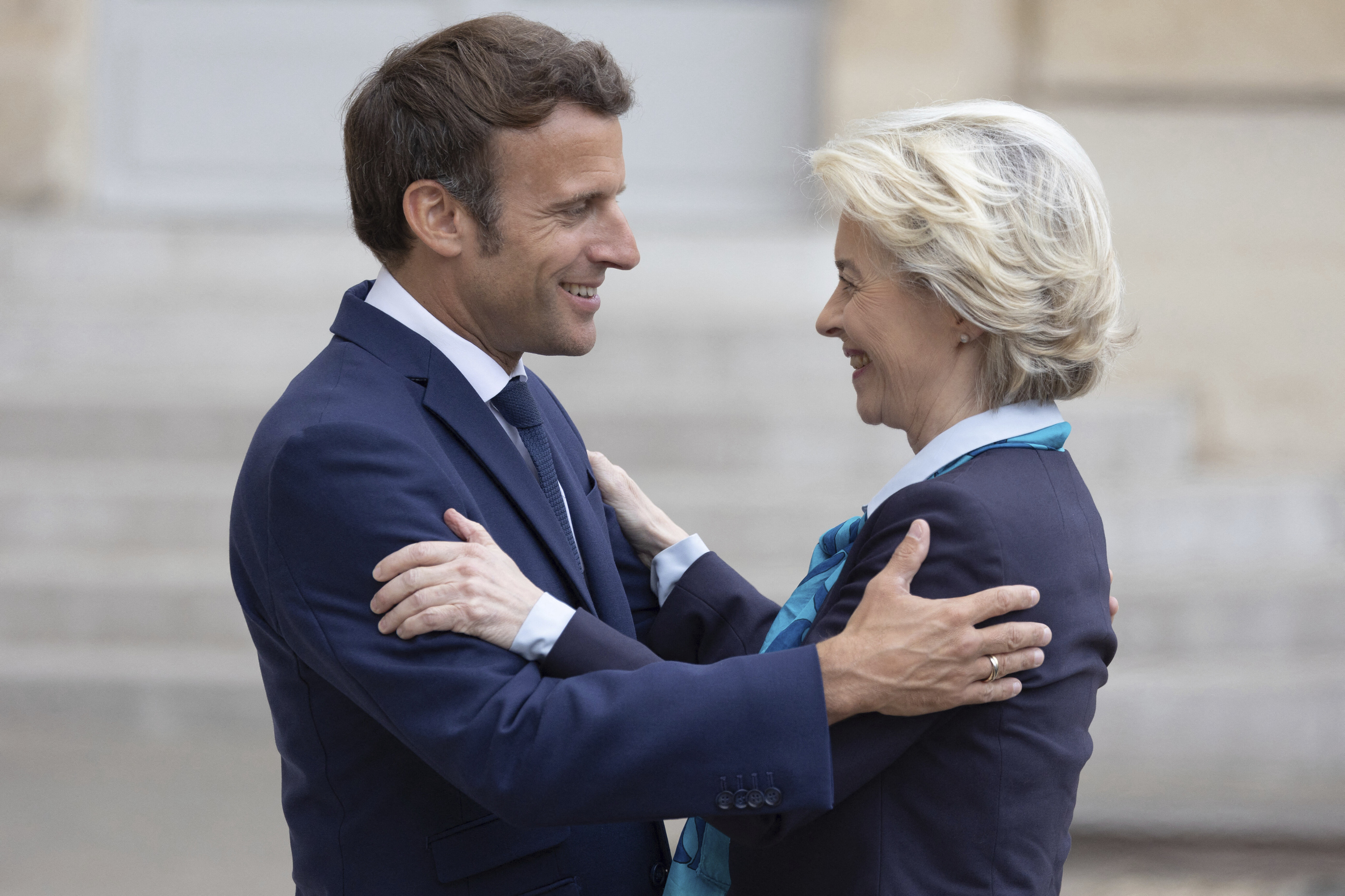 Emmanuel Macron y Ursula von der Leyen, en París.