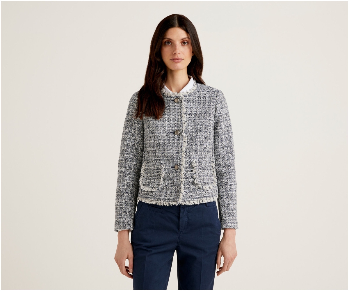 ALT: Una chaqueta de 'tweed' es ideal para los das en los que refresca