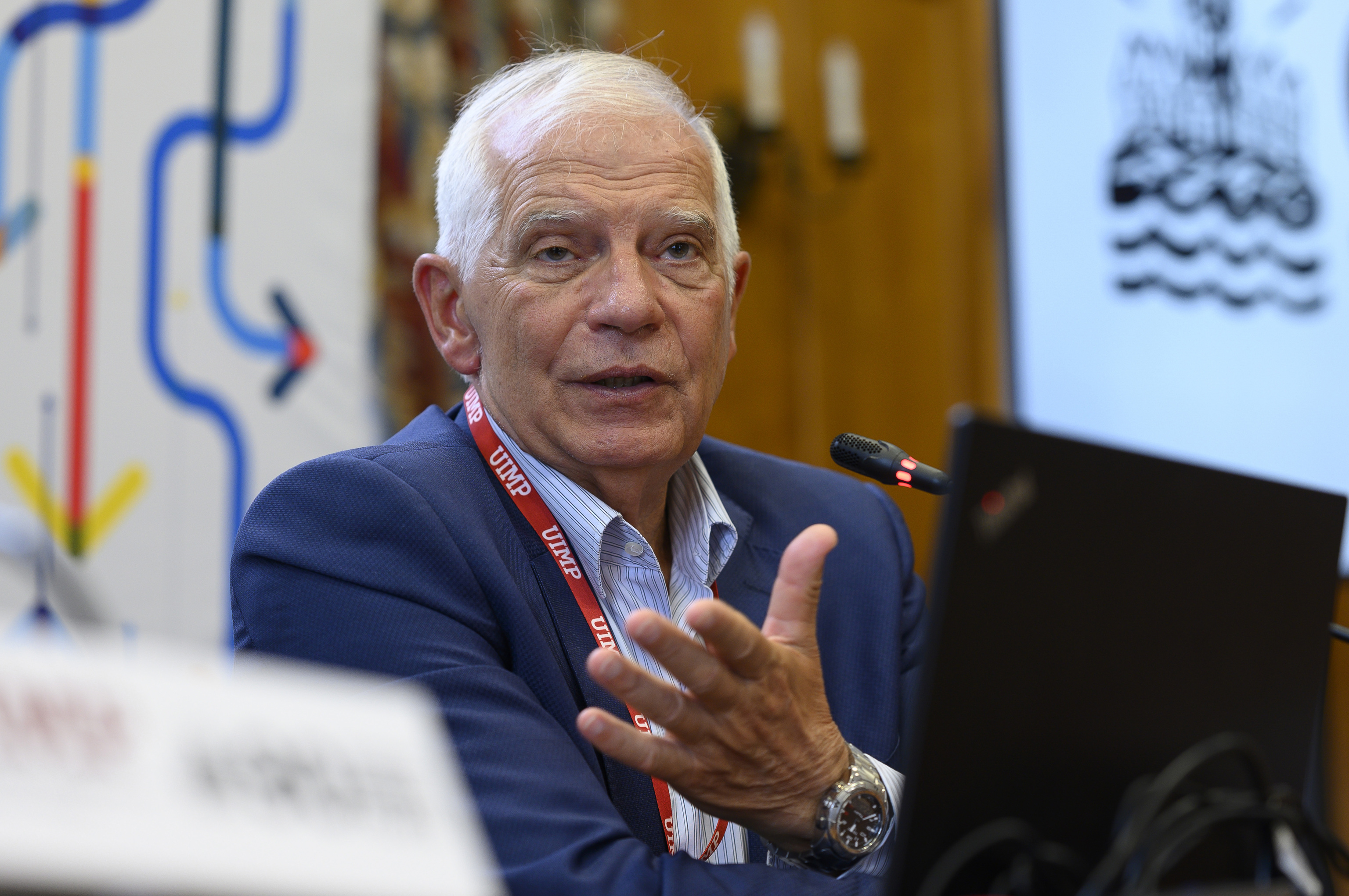 Borrell dirige un curso sobre la Europa geopoltica en 90 aniversario de UIMP