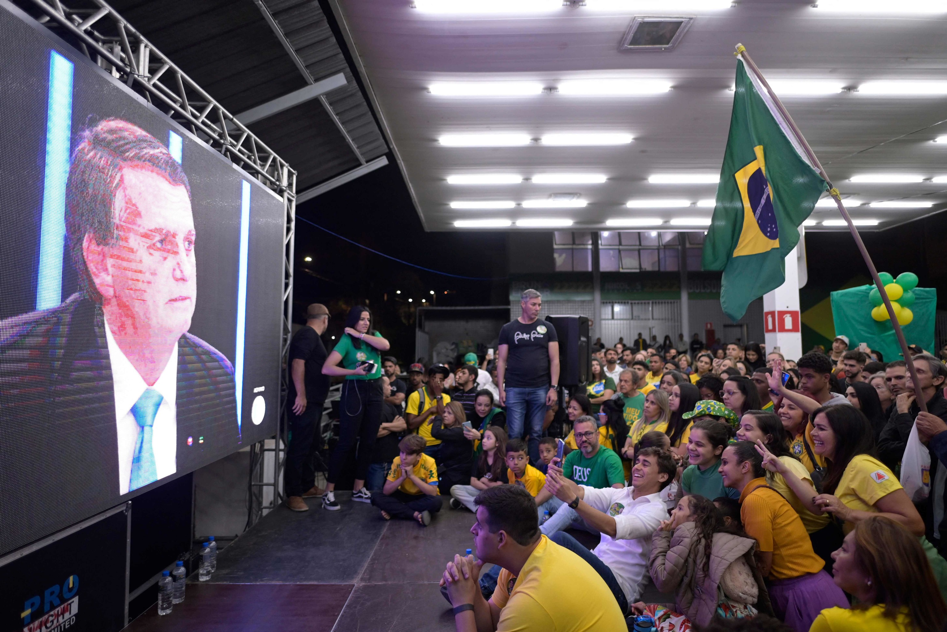 Bolsonaro pone condiciones para respetar el resultado de las elecciones y se queja de que lo inciten a «ser un dictador»