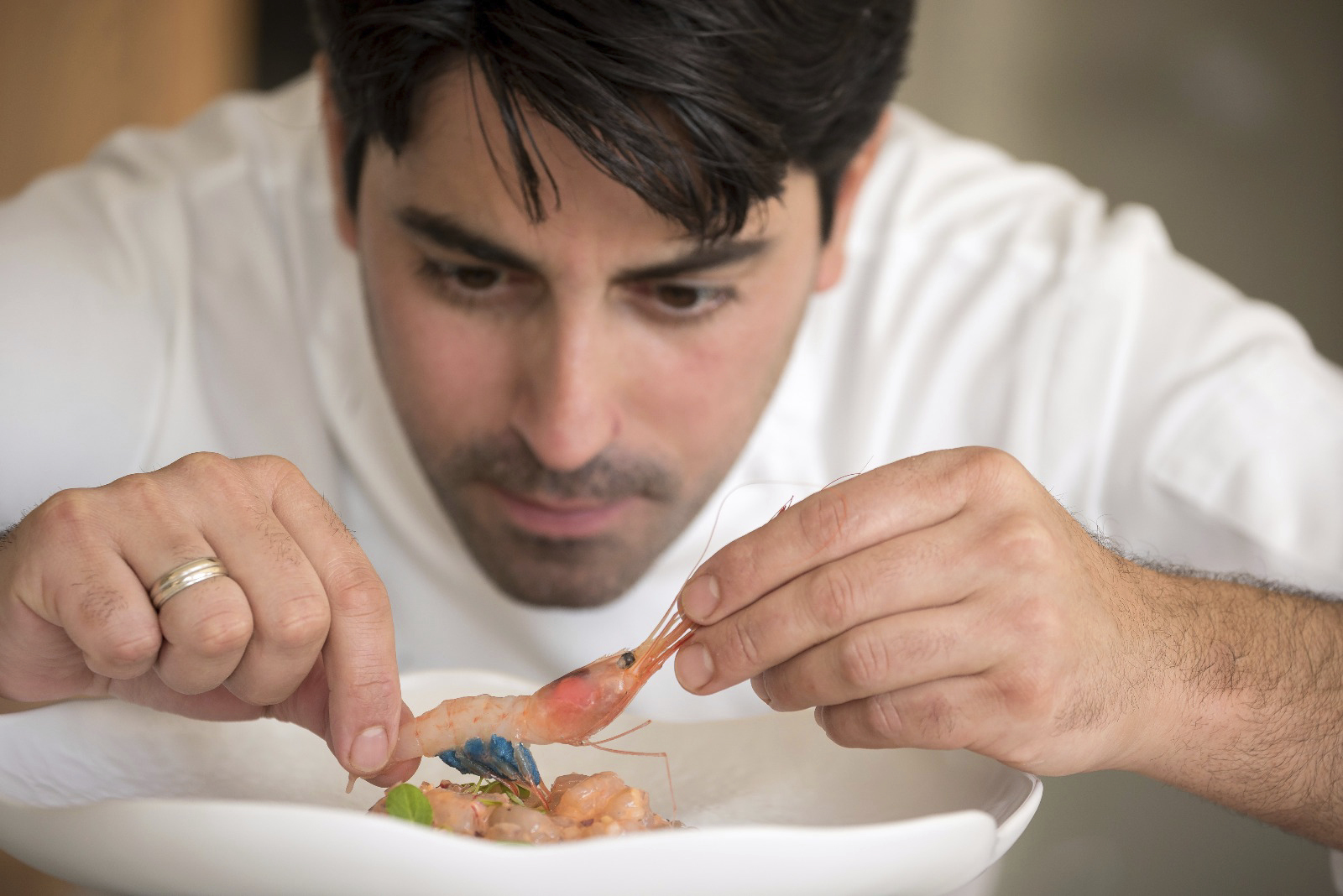 Pablo Snchez, el chef de Los Marinos Jos trabaja todas las tcnicas culinarias con el pescado y el marisco