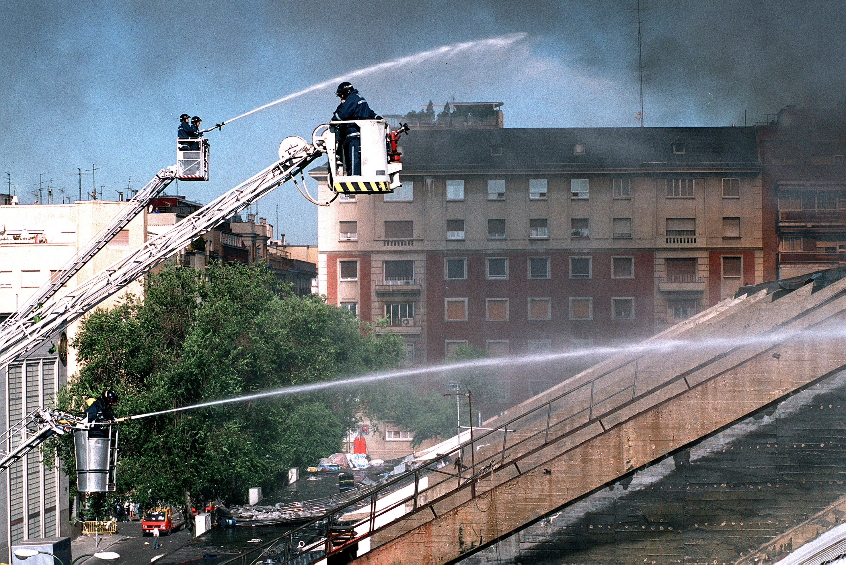 Incendio del Palacio de Deportes en 2001.